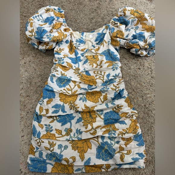 AMALIE THE LABEL - LINEN BLEND PUFF SLEEVE RUCHED MINI DRESS IN VALENCIA FLORAL - Picture 2 of 5